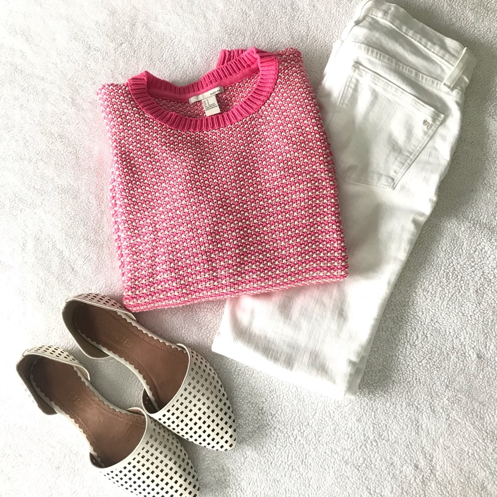 🔥Hot Pink and White Skater Sweater 🔥